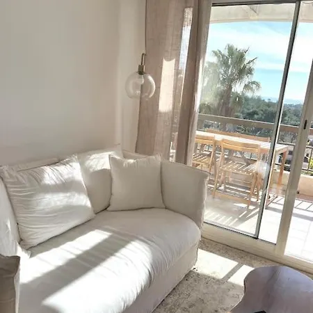Appartamento Chez Ophelie, Mer Et Piscine Saint-Raphaël